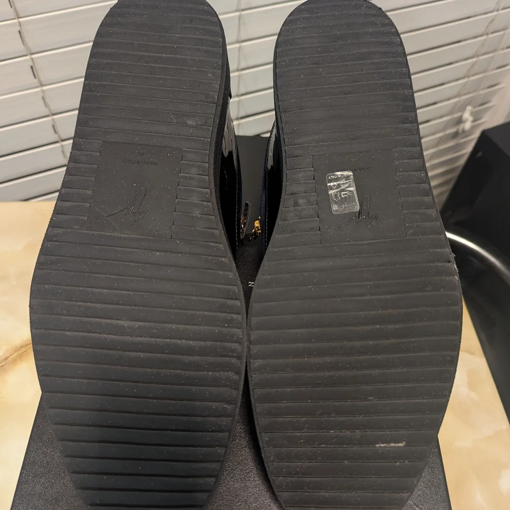 Giuseppe Zanotti Men's Black Sneakers - Picture 9 of 15